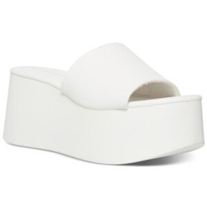 NWT Madden Girl Cookie White Platform Wedge Sandals Size 6